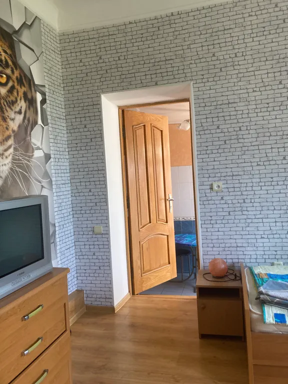 Отдельный дом в центре с двориком и паркоместом