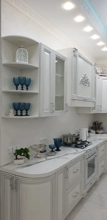 Шикарная 4-комнатная квартира у моря (Royal Apartment on Krymskaya 22)