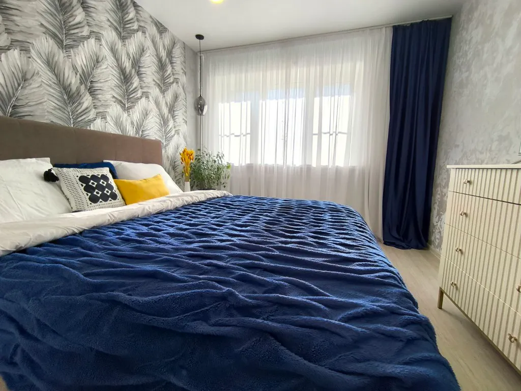 Двухкомнатная квартира в центре города — аренда посуточно в Урай