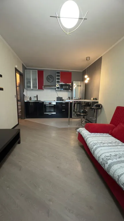 Чистая и комфортная квартира, рядом Плаза Столица Больница