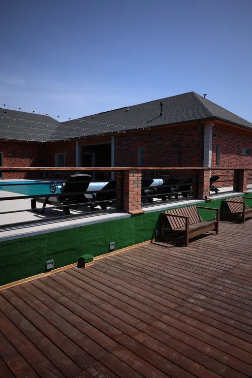 Коттедж Вилла с бассейном на берегу реки в 30 минутах от центра города — аренда посуточно в Астрахань