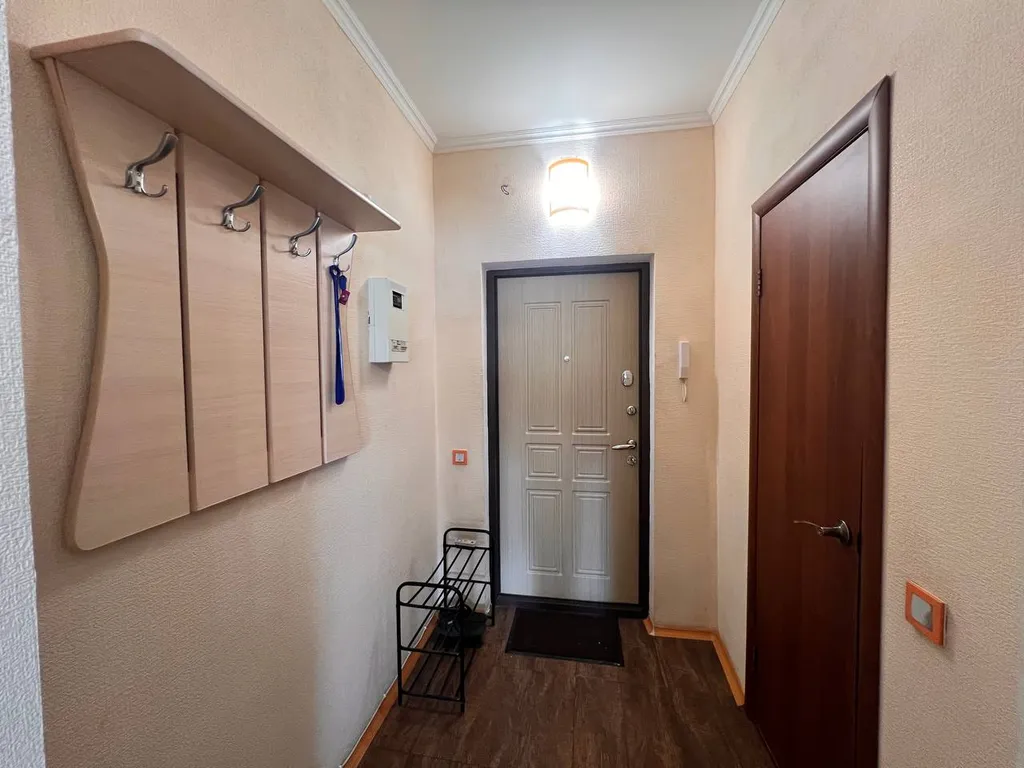 Квартира Уютная светлая студия, центр, ТЦ Вояж, парковка, кафе, аквапарк источник — Тюмень