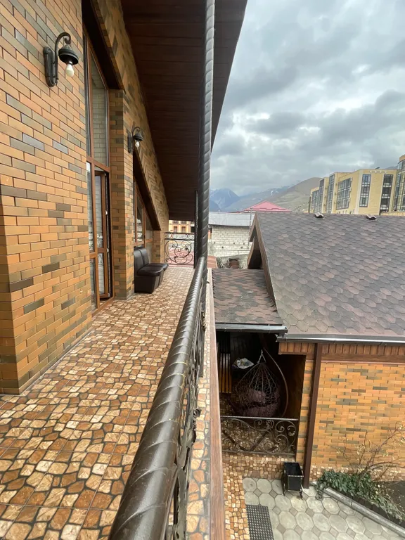 Уютный и просторный коттедж в центре поселка