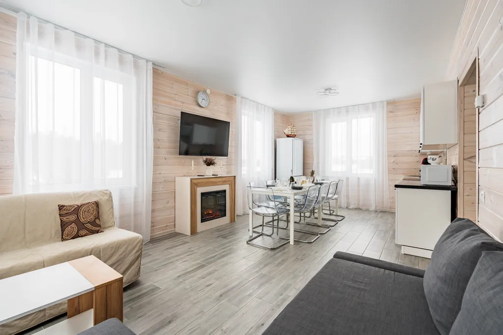 Коттедж Уютный просторный дом у лесного озера — Ларионово