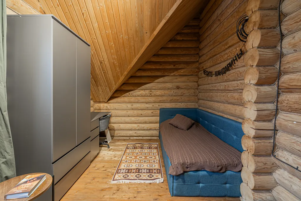 Уютный бревенчатый дом