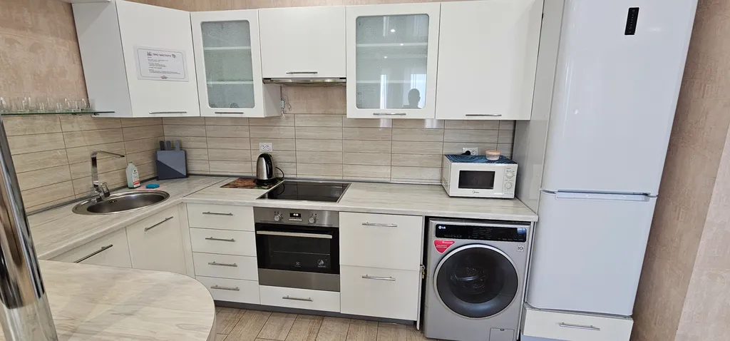 Обалденная квартира напротив ТЦ Аура