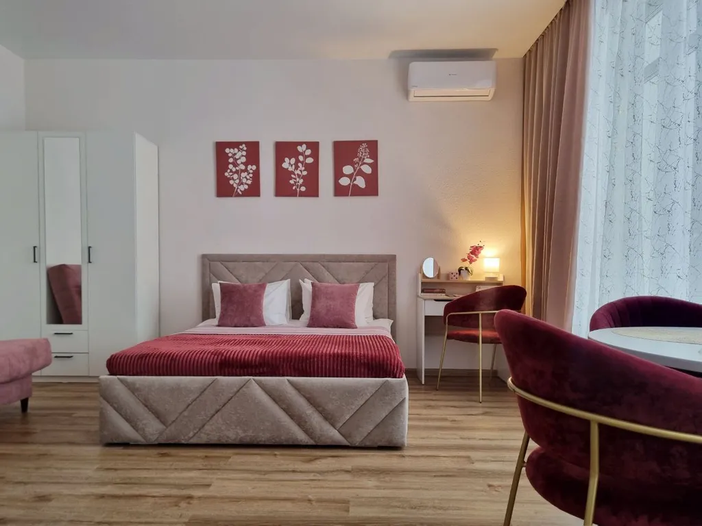 Рыжий Кот Комфорт (красивая квартира возле Вокзала)