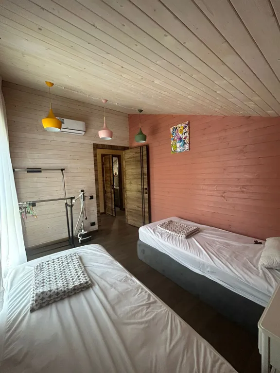 5-комнатный Дом