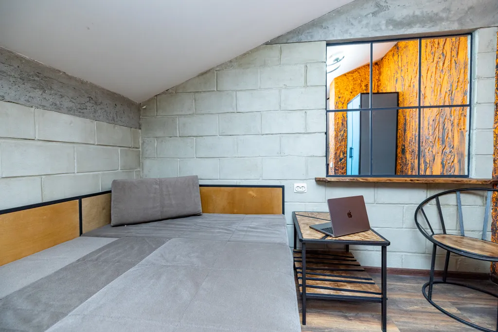 Двуxурoвнeвая студия с сауной Oгонь-Вода