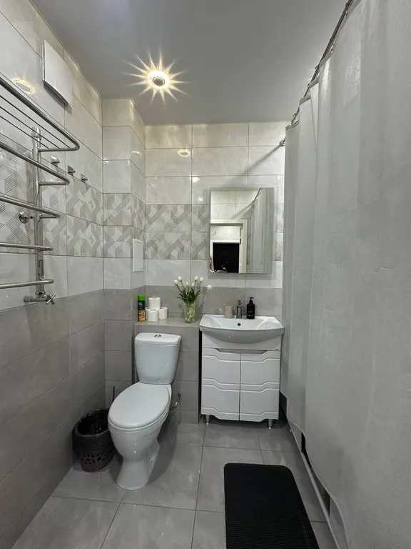 Тëплая, уютная квартира с евроремонтом