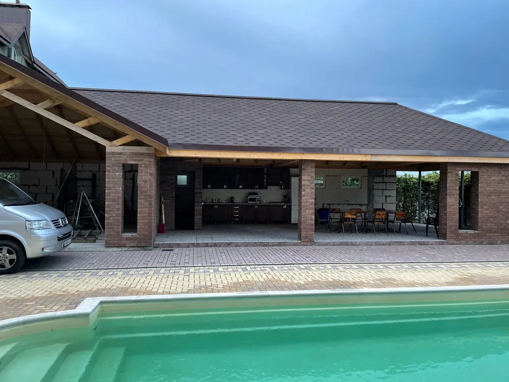 Апартаменты с видом на бассейн