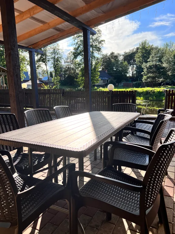 Дом на берегу речки