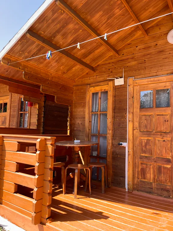 Домики четырёхместные с удобствами, в пригороде Нового Афона,