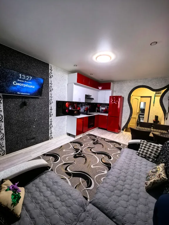 Хорошая двушка возле Ауры