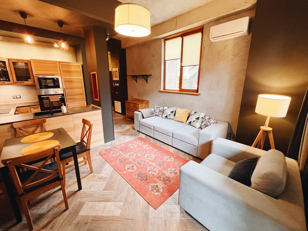 Двухкомнатная квартира в центре Красной Поляны