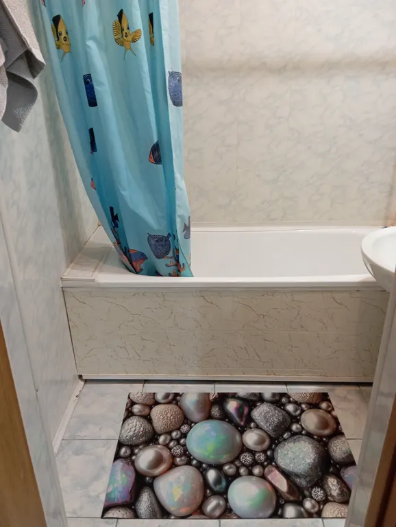 Просторная теплая светлая квартира