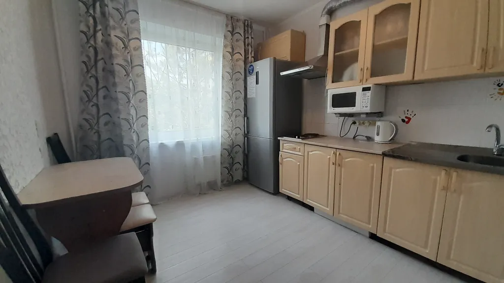 Квартира с кондиционером у гостиницы Планета