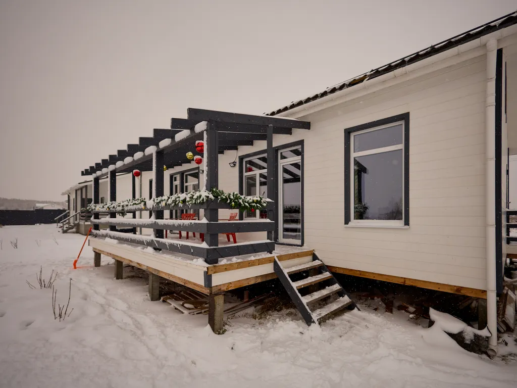 Дом 1-комнатный со спуском к источнику