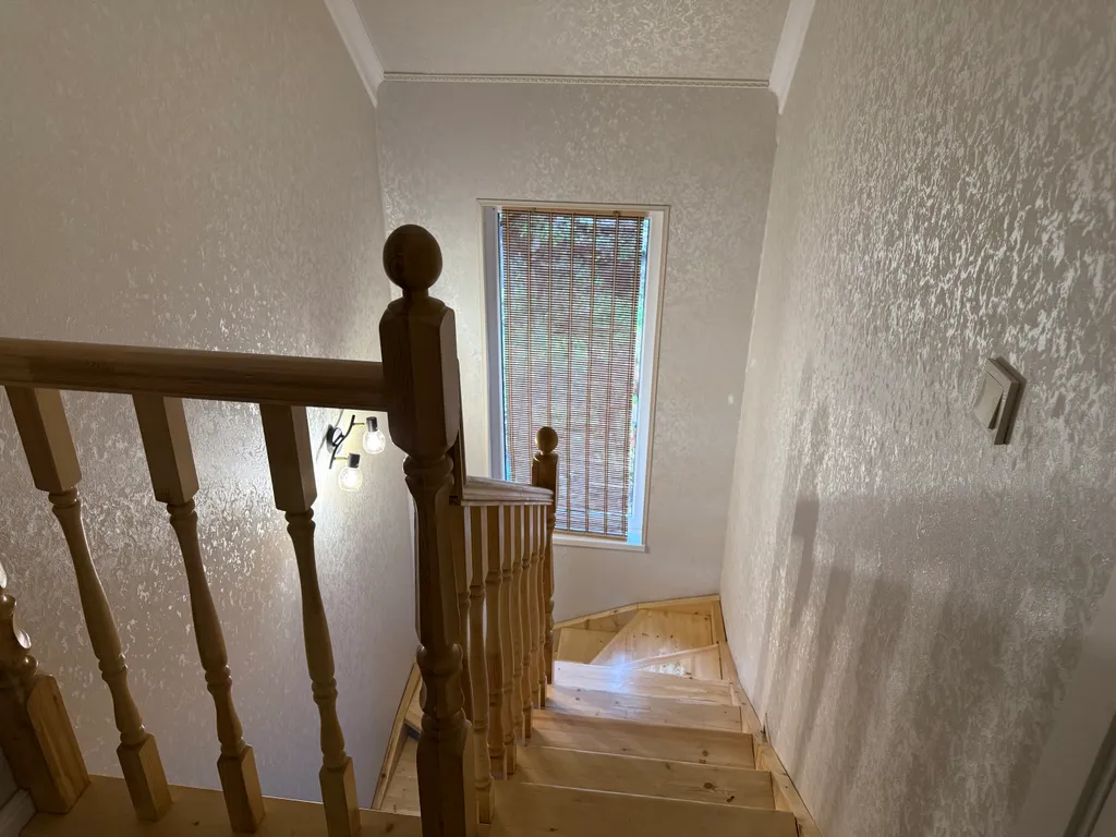 Malkar house с видом на гору Чегет