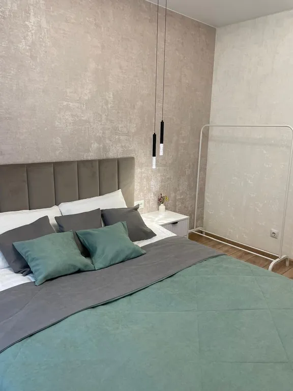 Квартира Современная евродвушка для комфортного проживания в тихом районе — аренда посуточно в Псков