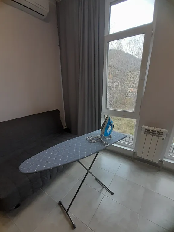 Студия с видом на горы