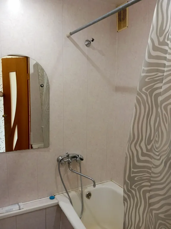 Уютный стандарт около Таганая и вокзала