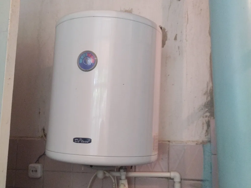 Деревенский домик с парковкой для большой и маленькой компании. Кругло