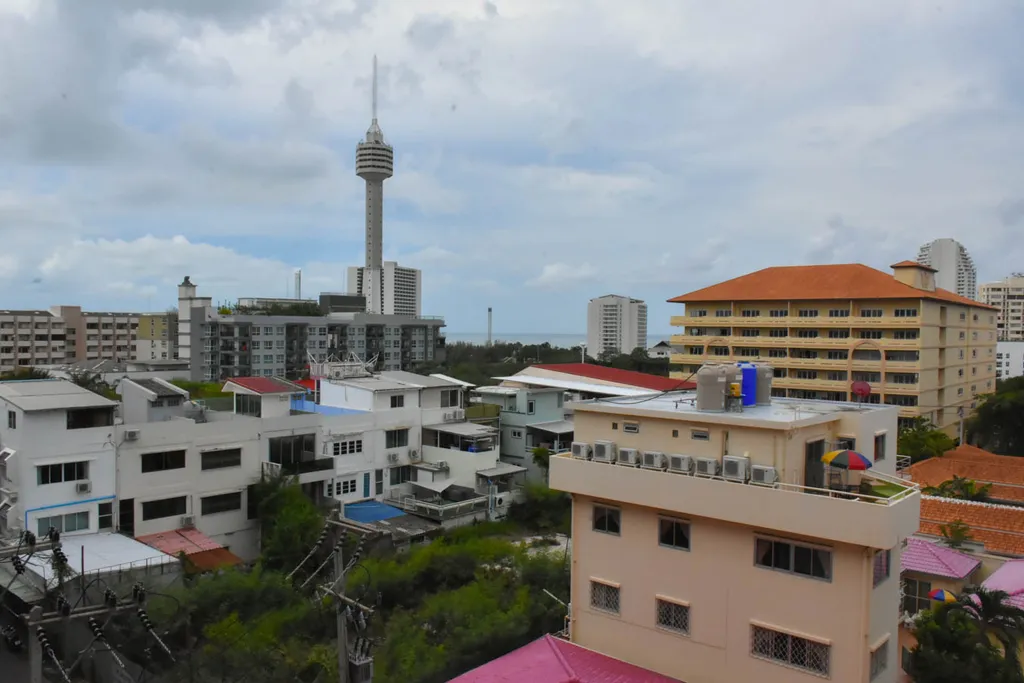 Комфортная квартира с видом на море. Быстрый интернет. Район-Пратамнак