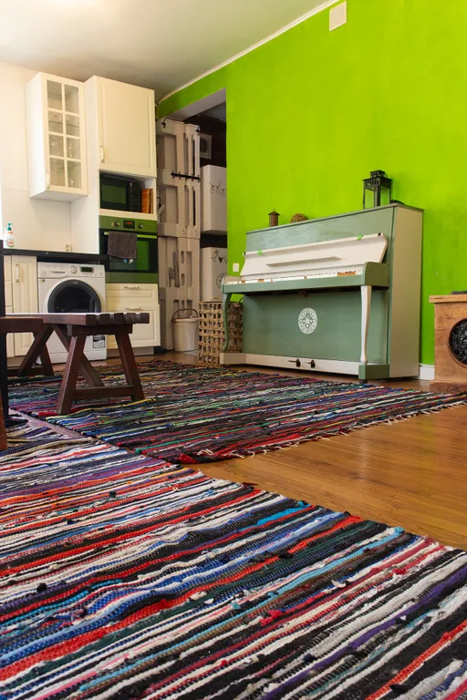 Дом в соснах