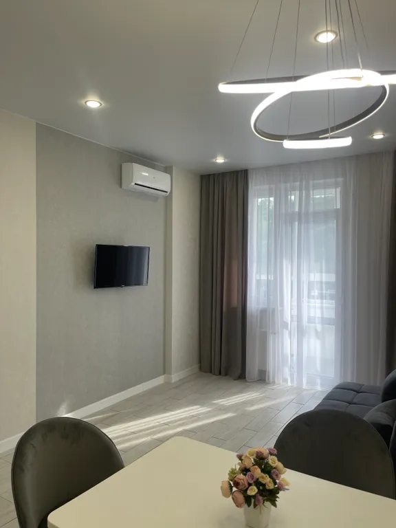 Квартира возле ТРЦ Меганом