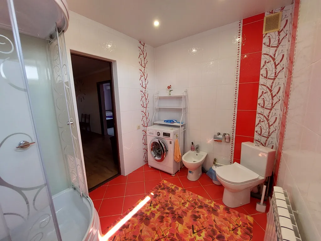 Семейный на 3м. этаже .