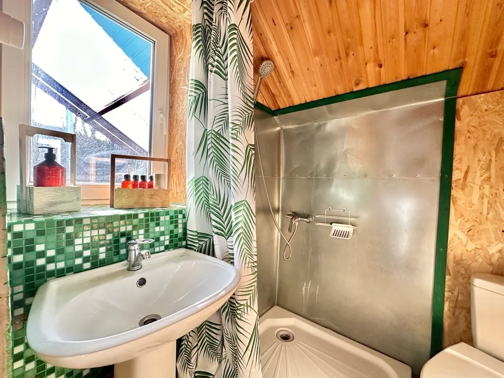 Синий домик