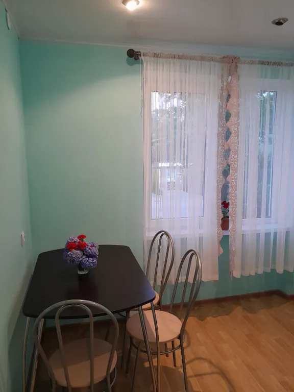 Уютная квартира в центре города — аренда посуточно в Сухум