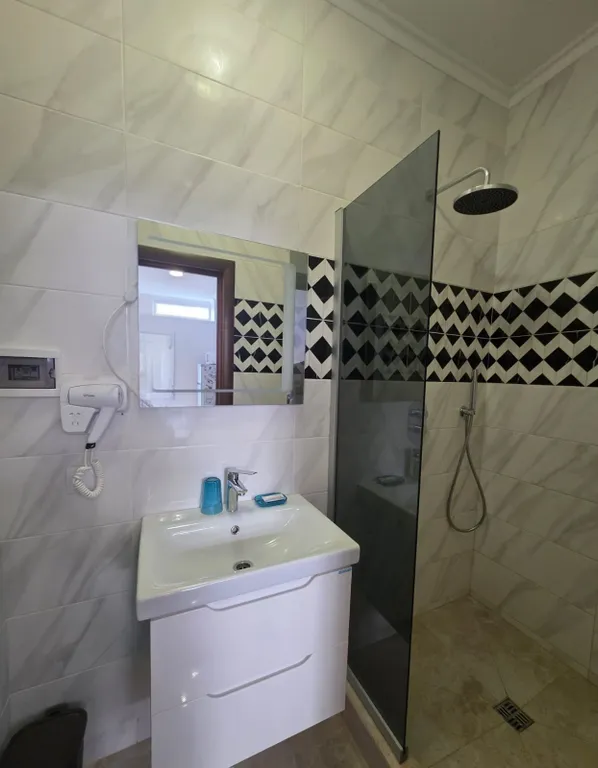 Двухместный номер для отличного отдыха на берегу Черного Моря 1009