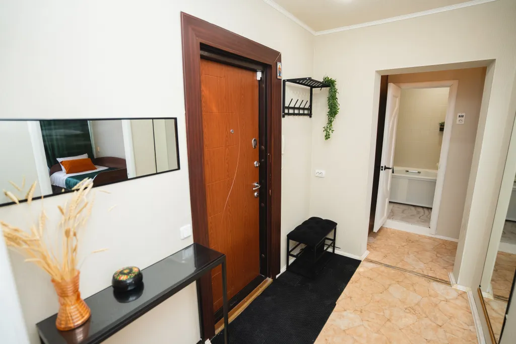 Просторна теплая двухкомнатная квартира с большим смартТВ