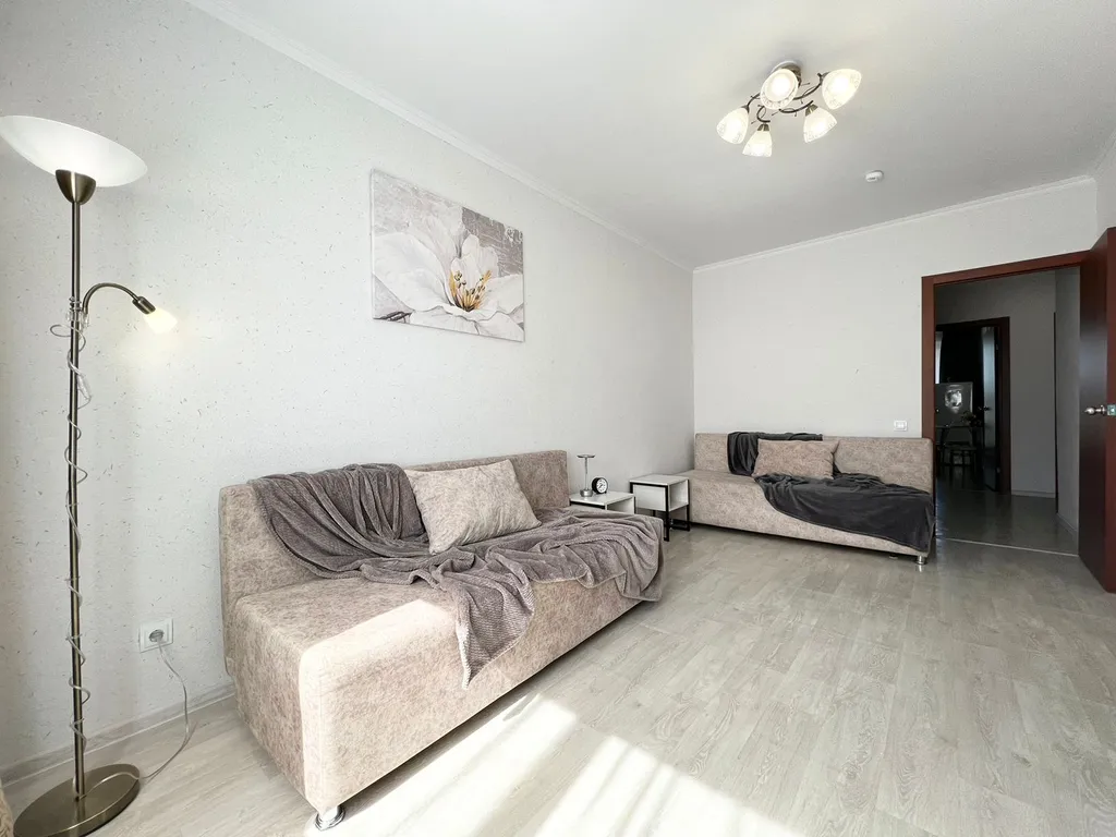 2-к квартира на правом берегу Калуги