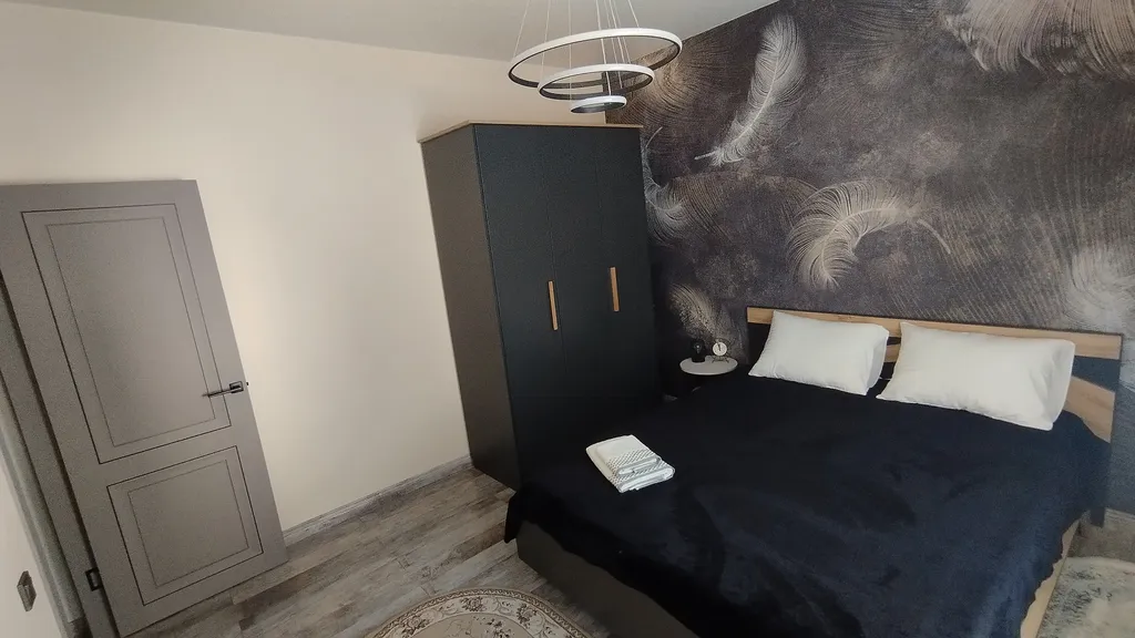 Двухэтажные апартаменты в центре, своя мангальная зона и тёплый гараж