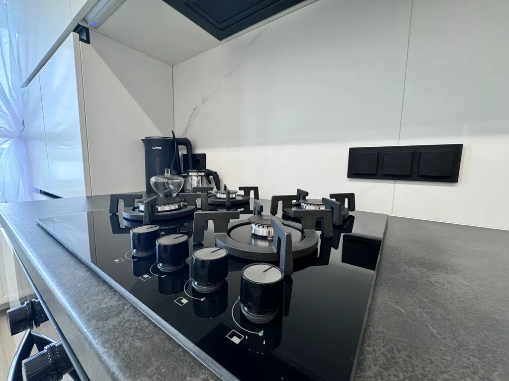 Квартира Двухкомнатная новая квартира с панорамным видом на город — Сальское