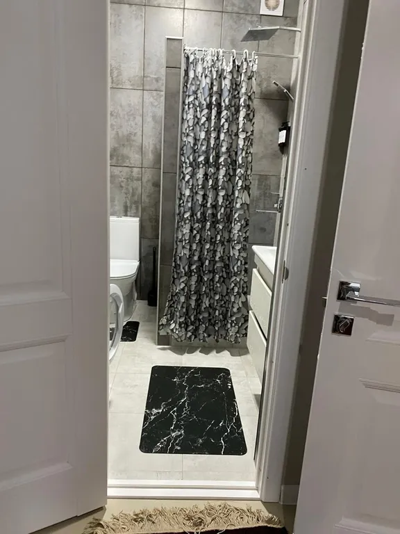 Дом на пoбеpежье Кaспийскогo моpя