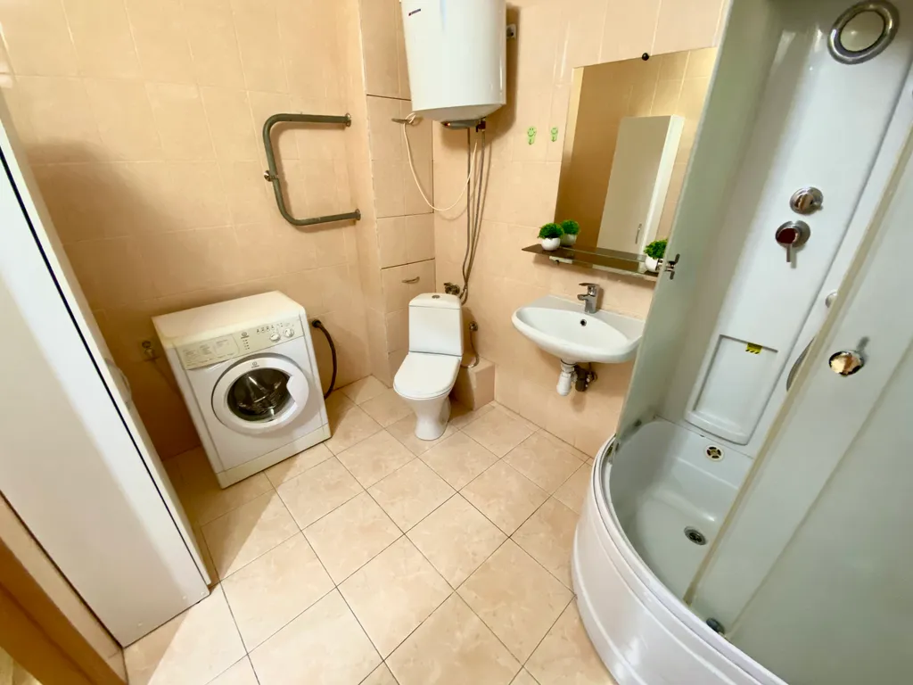 1 комнатная квартира в центре города с парковкой