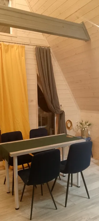 Стильный A-frame с баней/сауной и сибирским чаном на дровах.