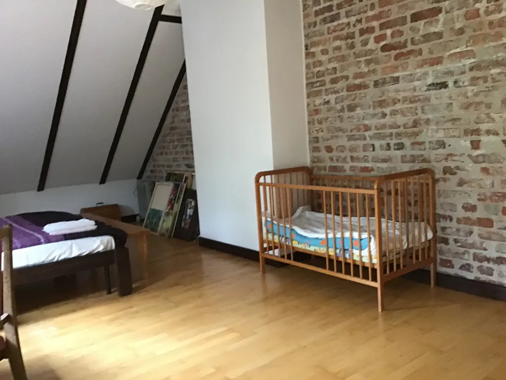 Дом с пляжем у моря