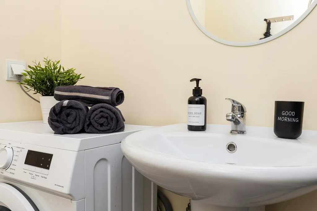 Дизайнерская студия рядом с центром и Локомотив Ареной