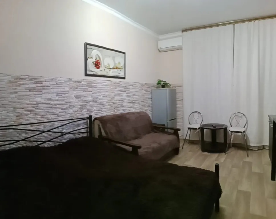 Квартира Квартира Два шага до моря и шикарного загара — Адлер