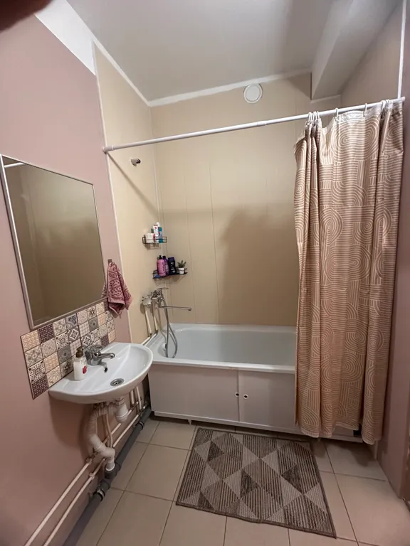 Уютная квартира в центре, в доме комфорт класса