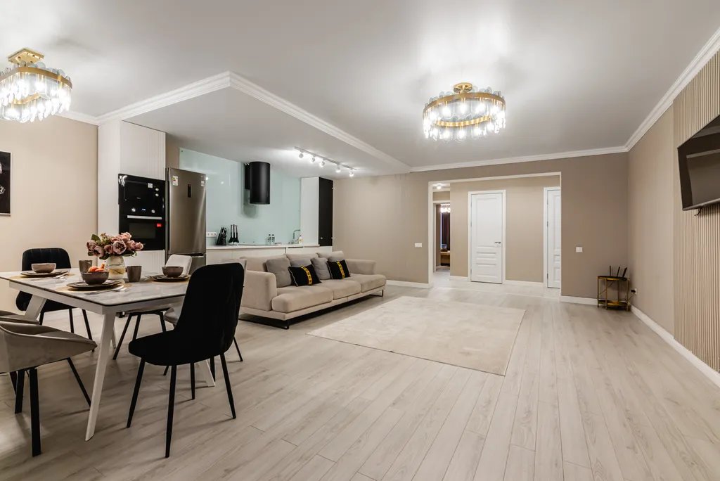 4х комнатная квартира, центр города, ЖК Арбат — аренда посуточно в Алматы