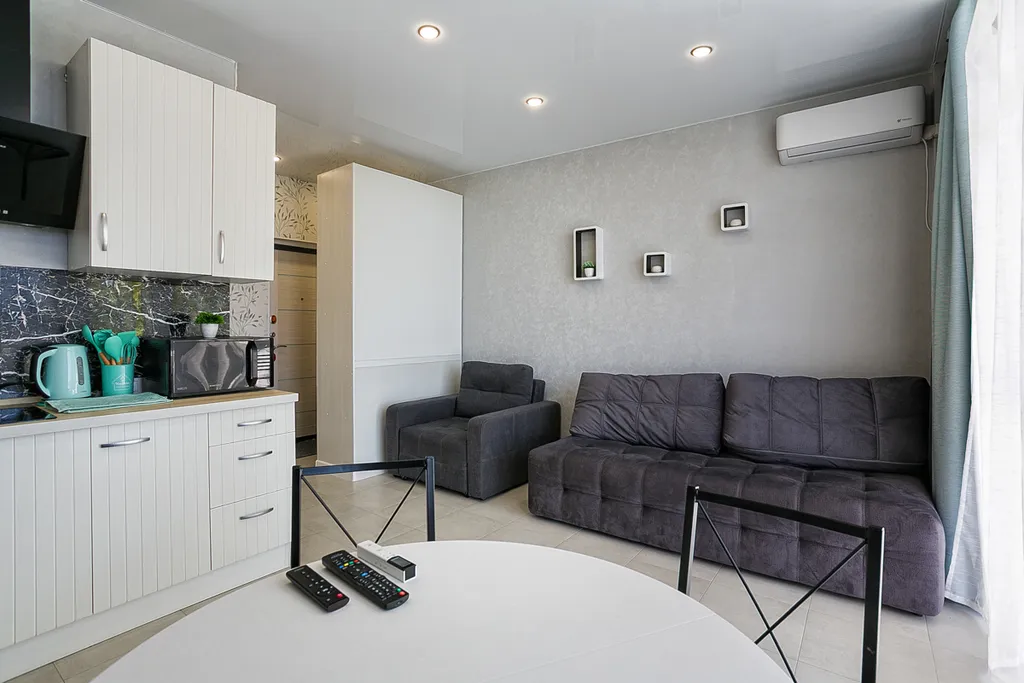 Квартира-студия с видом на море и парк