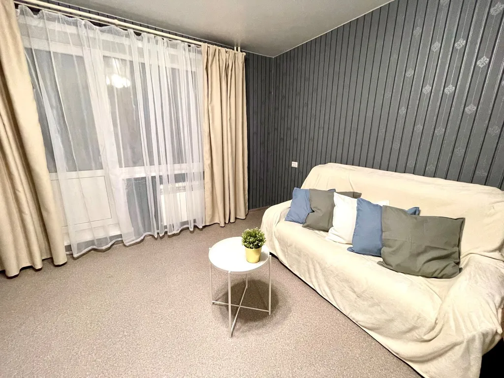 Уютная 2-комнатная квартира — аренда посуточно в Прокопьевск