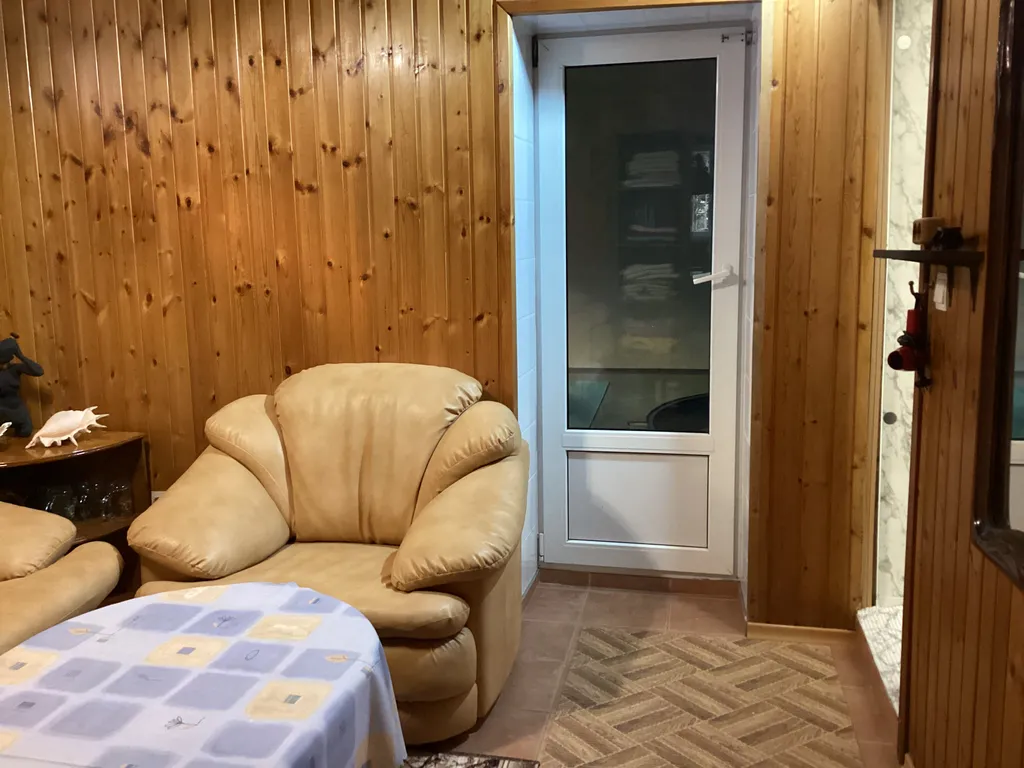 Коттедж Коттедж Уютная студия с бассейном и сауной — Адлер