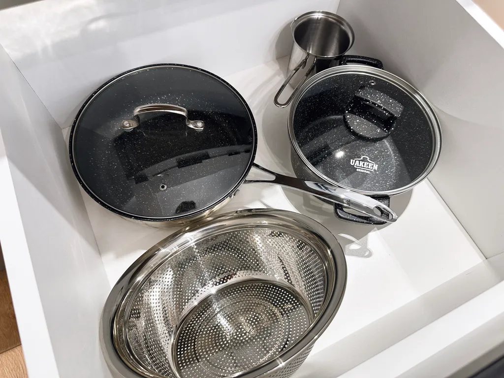 Просторный апартамент с видом на горы и море Crowne Plaza